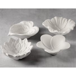 Assorted Flower Dishes (Set of 4) Assorted Flower Dishes (Set of 4)